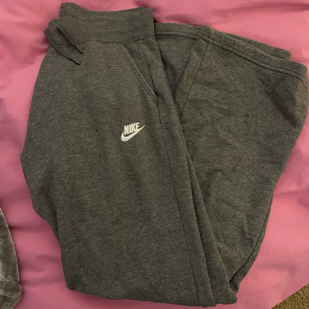 nike gray sweatpants